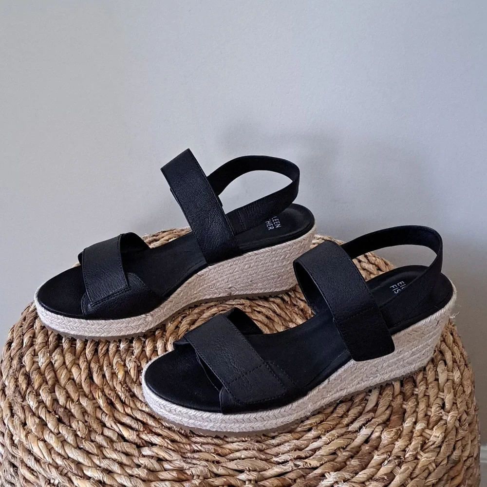 NWOT EILEEN FISHER Womens Winnie Black Leather Wedge Espadrille Platform Sandals